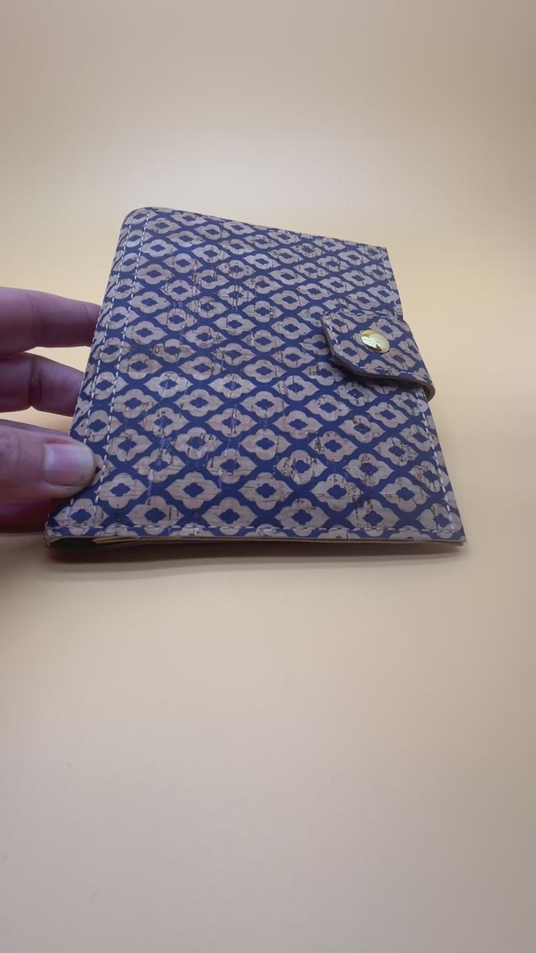 Gallivanter Passport Wallet